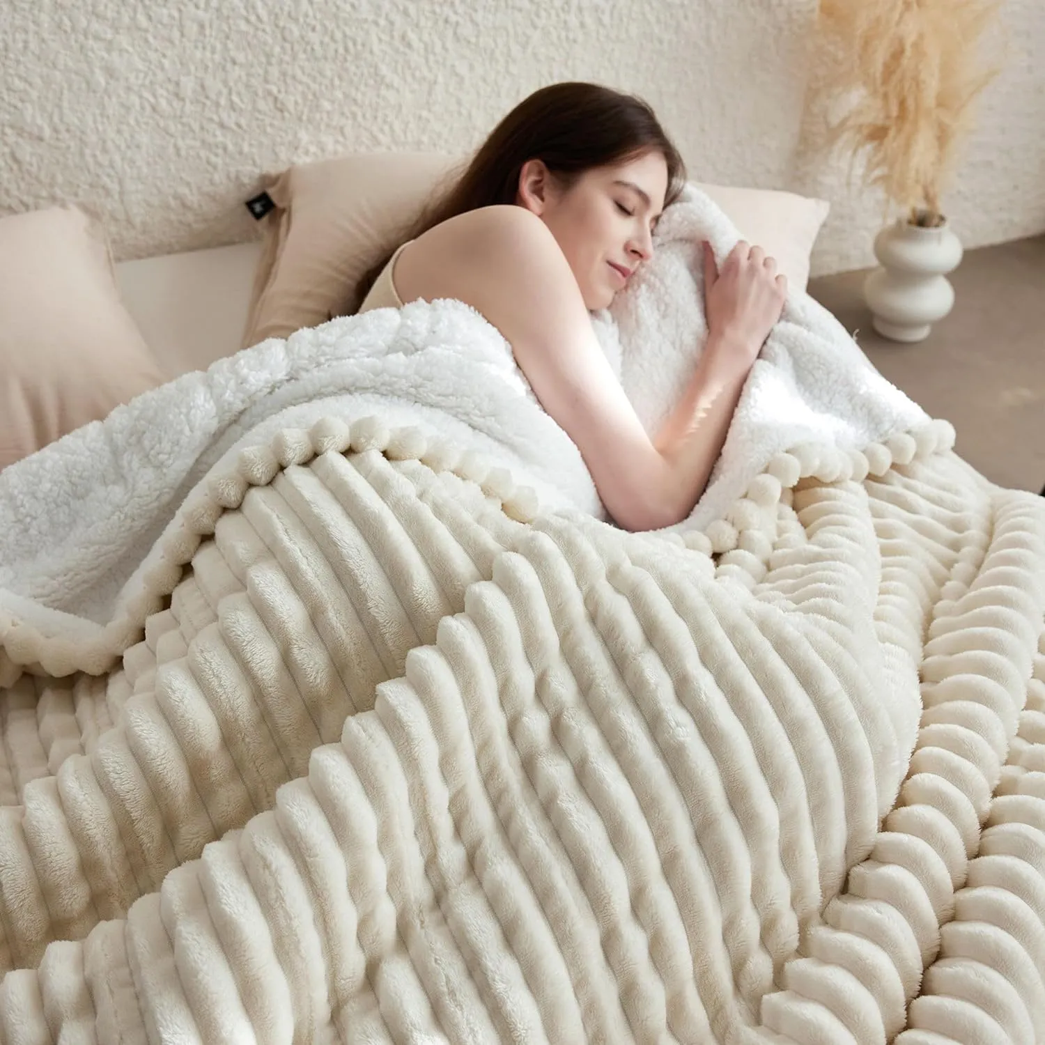 Heated Blanket Electric Throw - Soft Heating Blankets with Wireless Remote Controller, 5 Heat Setting & 1-12 Time Settings, Warm Flannel Sherpa Blanket Gift for Family (Beige, 50"60")