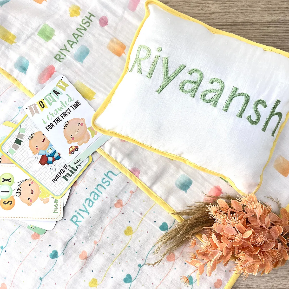 Tiny Snooze First Year Gift Set- Lost In Thoughts